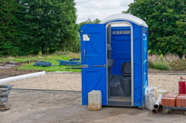 Best VIP or Luxury Restroom Trailers  in Foxfire, NC